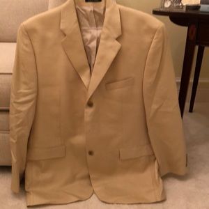Classic ivory Ralph Lauren dinner jacket